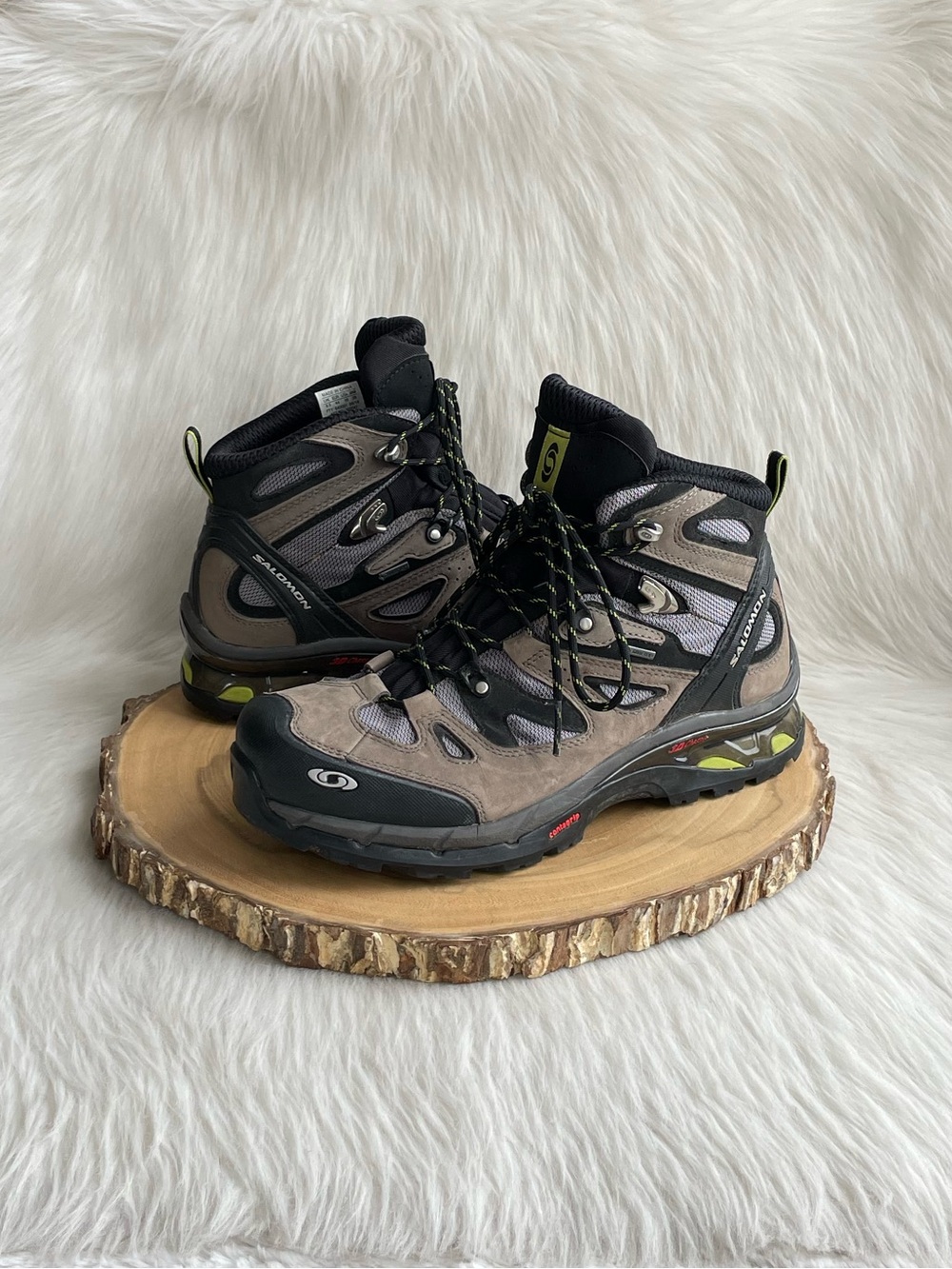 Salomon Comet 3D goretex waterproof leather hiking boots